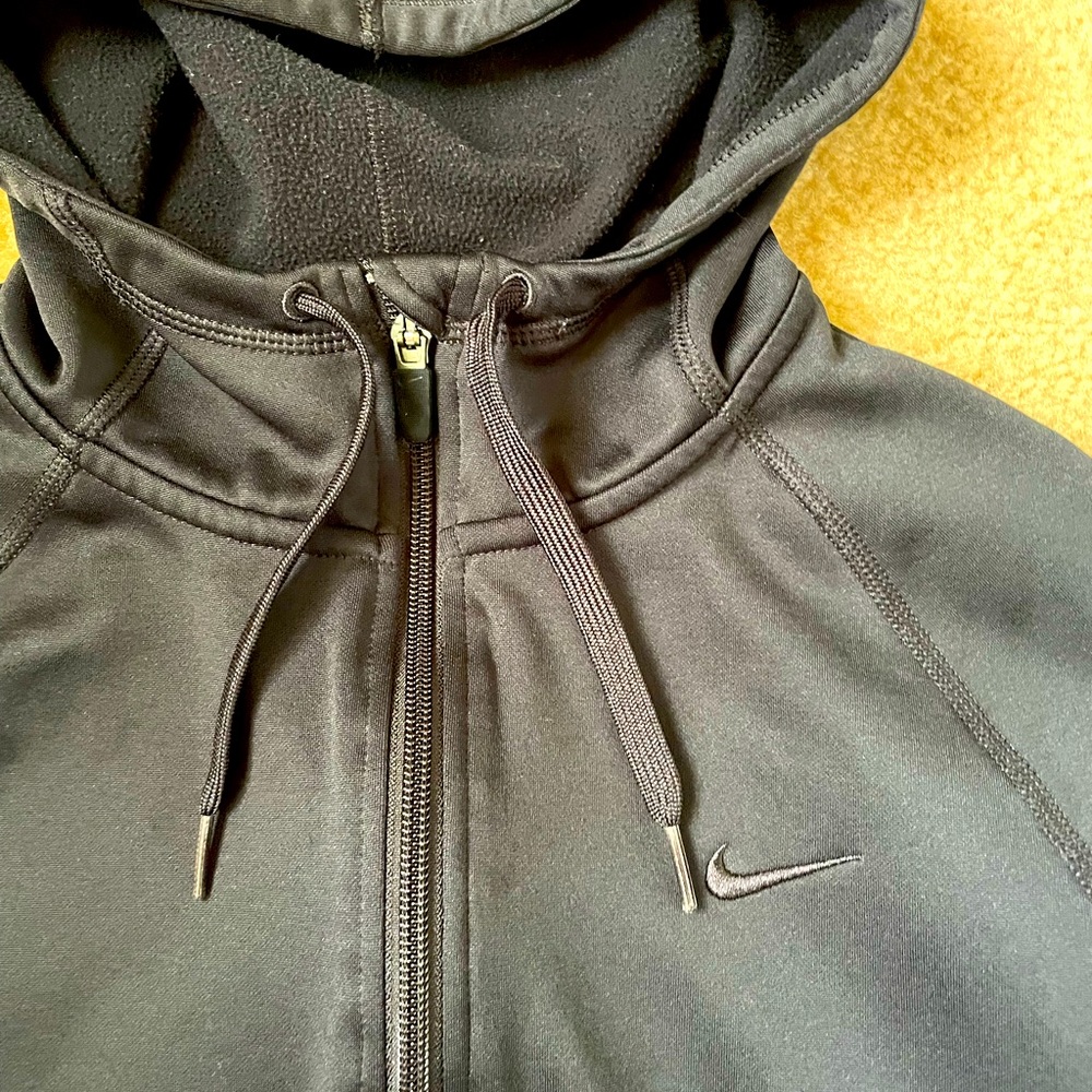 Women’s Nike dri Fit hooded Jacket